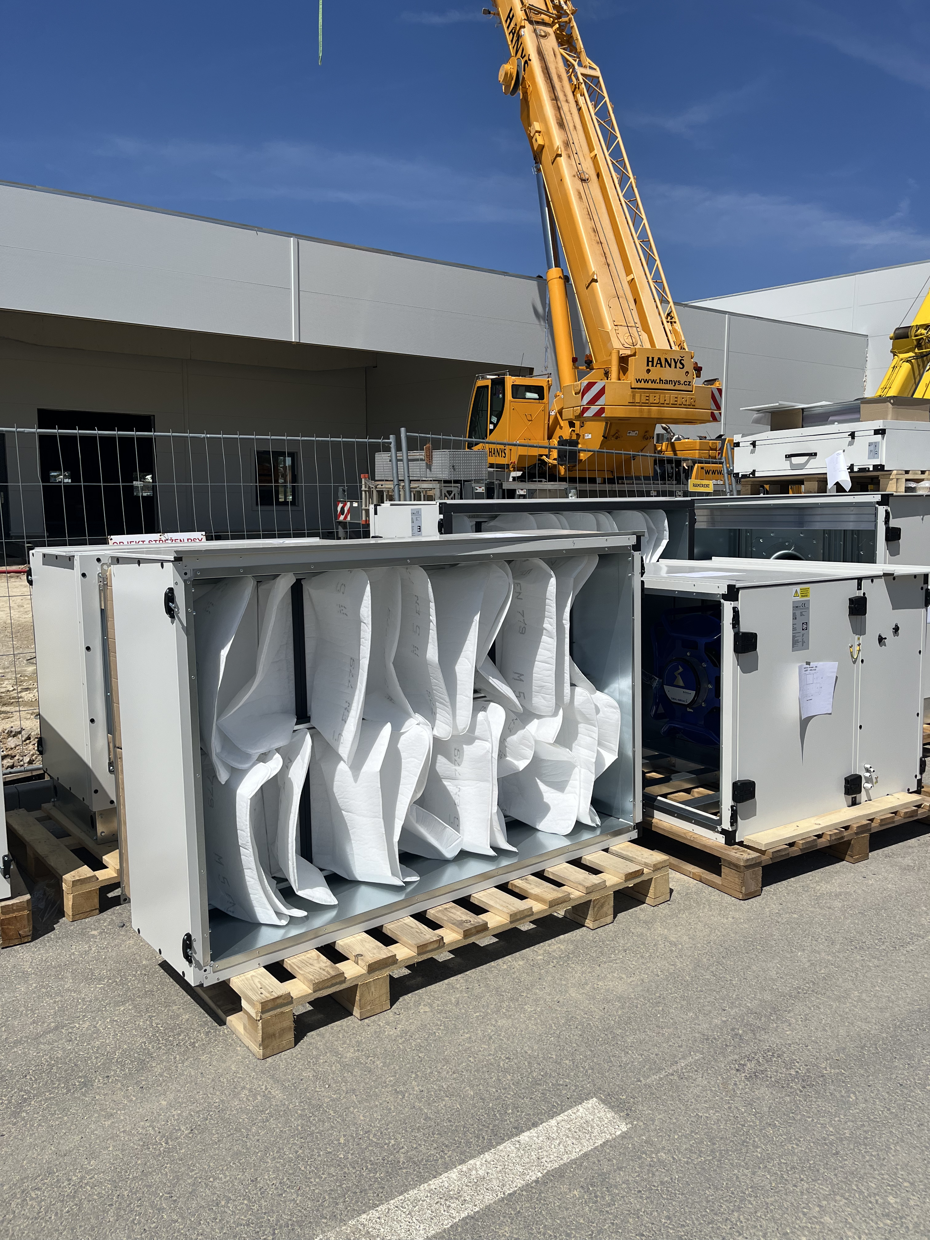 20240731_112412190_iOS